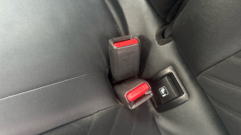 Nissan Juke 1.0 DiG-T 114 Tekna 5dr Petrol Hatchback